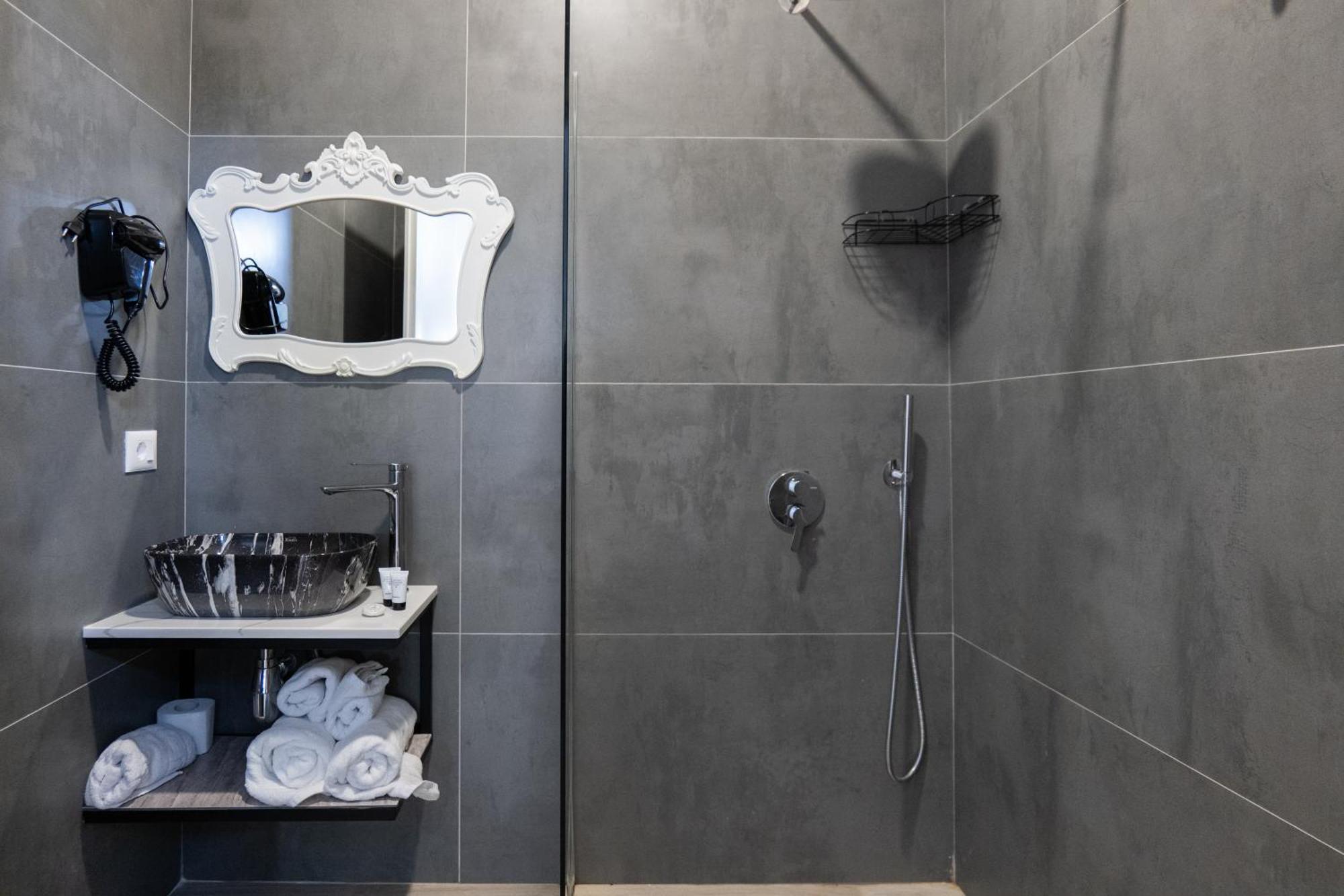 City Center Rooms And Apartments Драч Екстериор снимка