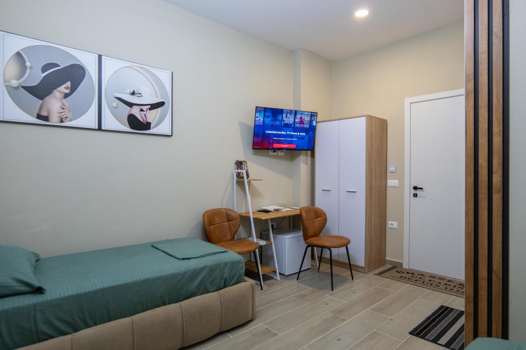 City Center Rooms And Apartments Драч Екстериор снимка