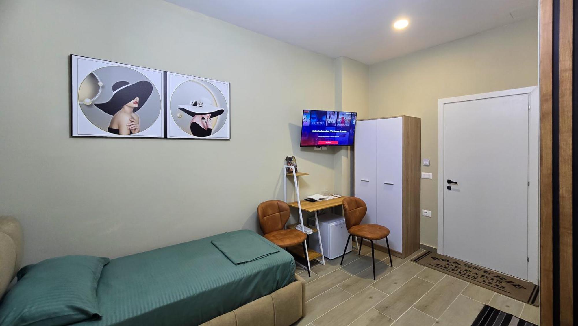 City Center Rooms And Apartments Драч Екстериор снимка